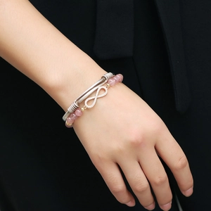 Bracelet de Perles en Quartz Fraise à la Mode pour Femmes Symbole Infini Zirconia Bracelet Charm Élégant Cadeau Bijou