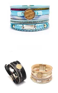 Detailansicht eines Boho-Wickelarmbands mit Legierung, PU-Leder und Perlen in mehreren Lagen