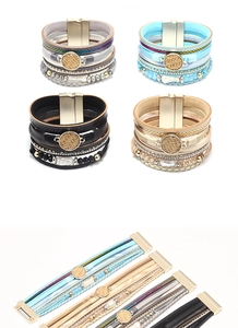 Details des mehrlagigen Lederarmbands mit Strasssteinen und praktischem Magnetverschluss