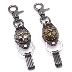 Vintage Cowhide Leather Metal Horse Head Keychain Success Symbol Retro Alloy Key Ring Pendant For Men Women Bag Accessories