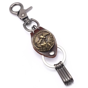 Retro zinc alloy and leather horse keychain with bronze relief and swivel spring hook