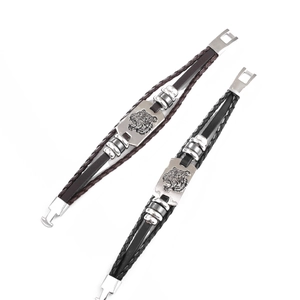Men's multilayer braided leather bracelet featuring a vintage tiger head alloy emblem charm