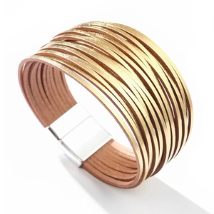 Chique meerlaagse leren armband met gouden metallic afwerking en magnetische sluiting