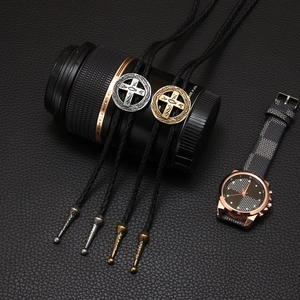 Vintage Western Cowboy Bolo Tie Alloy Cross Medallion Braided Leather Cord Adjustable Necklace For Men Women Jewelry Accessory