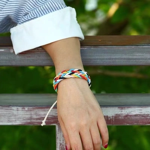 Bracciale in Corda Intrecciata Colorata Fatto a Mano Regolabile in Stile Etnico Bohemien Braccialetto dell'Amicizia per Uomo Donna