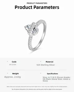 Détail macro de bague en argent 925 avec zircon cubique 5A de 6x9mm en forme de poire