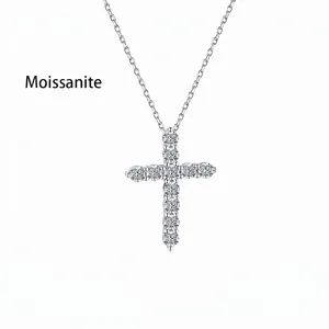 Collier Croix Moissanite en Argent Sterling 925 pour Femmes Élégant Pendentif Pavé Chaîne de Clavicule Bijoux Cadeau Mode