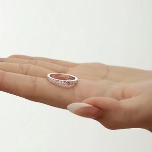 Bague en argent sterling S925 avec pierre cœur rose et pierres latérales éclatantes