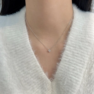 Élégant collier trèfle à quatre feuilles en argent 925 avec cristaux ronds étincelants