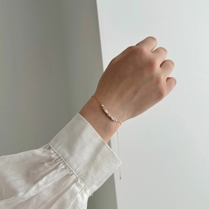 Minimalist two-tone S925 sterling silver chain bracelet with delicate gold and silver beads