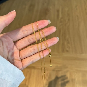 Detail of S925 sterling silver gold-plated cable and box chain necklaces