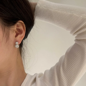 Boucles d'oreilles élégantes en argent S925 avec double zircon cubique scintillant