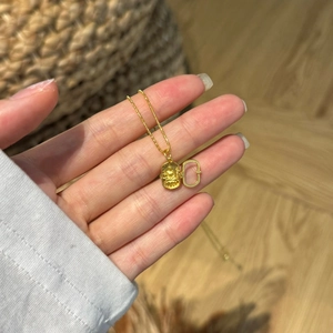 Collier médaillon en argent S925 doré avec relief de Bouddha sur chaîne à billes
