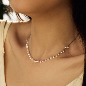 Elegant S925 sterling silver clavicle necklace with 3mm sparkling round cubic zirconia