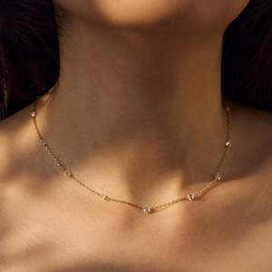 Elegant gold S925 sterling silver star necklace with round crystals for women