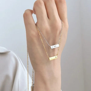 Collana minimalista con pendente a barra in argento sterling S925 oro e argento