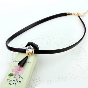 Elegant Alloy Rhinestone Choker Necklace For Women Microfiber Leather Cord Water Drop Pendant Adjustable Fashion Jewelry Accessory