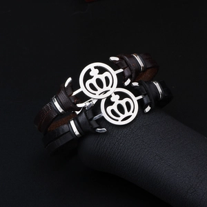 Retro stainless steel crown leather bracelets in black and dark brown for couples