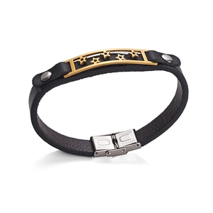 Bracciale in pelle classico con piastra stellata dorata in acciaio e chiusura argento