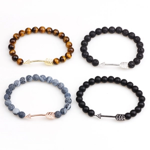 Ensemble de bracelets en perles d'œil de tigre et agate avec breloques flèche en zircon