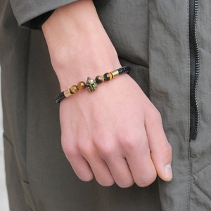 Bracciale da Uomo Vintage Elmo Guerriero Spartano in Pelle Pietra Occhio di Tigre Vulcanica Punk Con Chiusura Magnetica