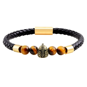 Bracciale da uomo in pelle con ciondolo a elmo spartano e pietre occhio di tigre