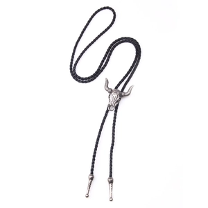 Retro-Bolo-Tie mit silbernem Bullenschädel-Anhänger und schwarzem geflochtenem Lederseil