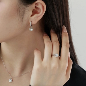 Classic S925 sterling silver jewelry set featuring a round halo necklace, ring and earrings