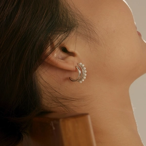 S925 sterling silver C-shaped double hoop earrings with white pearls for women