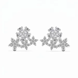 S925 Sterling Silver Snowflake Stud Earrings Sparkling Zirconia Flower Cluster Earrings For Women Light Luxury Christmas Jewelry Gift