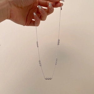 Elegant S925 sterling silver necklace with sparkling round zircon inlays for women