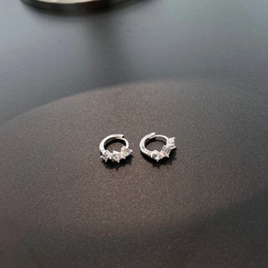 Elegant S925 sterling silver hoop earrings with three square-cut sparkling zircons