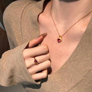 Exquisite S925 sterling silver jewelry set featuring heart zircon necklace and ring