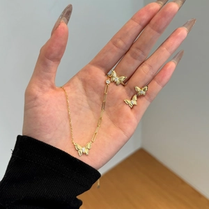 Gouden vlinder sieradenset met S925 zilveren ketting, ring en oorbellen met witte zirkoon