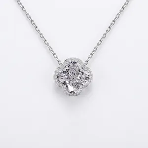 Élégant Collier Pendentif Trèfle en Argent Sterling 925 Avec Zirconia Scintillant Bijou de Banquet de Mariage Exquis pour Femme