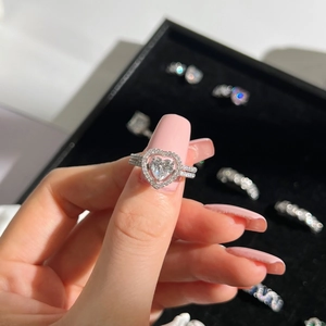 Exquisite S925 sterling silver ring with large heart-shaped zircon and double band pavé setting