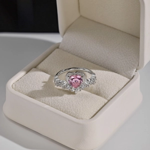 Luxurious S925 sterling silver ring with heart pink gemstone and floral side accents