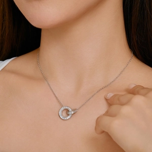S925 sterling silver interlocking double ring necklace with rectangular zircons on model