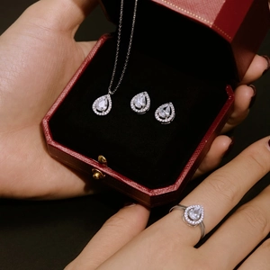 Exquisite S925 sterling silver jewelry set featuring teardrop zircon necklace and earrings