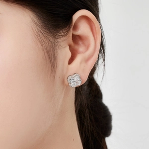 Sparkling silver four-leaf clover stud earrings with luxury zircon for bridal jewelry set