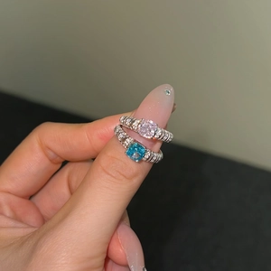 Luxurious S925 sterling silver rings with cushion-cut pink and blue zircon stones