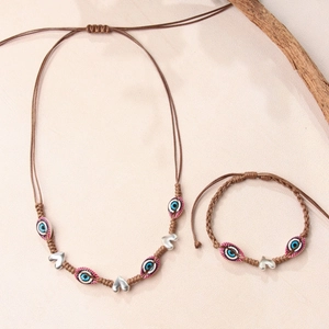 Ensemble collier et bracelet œil maléfique tissé à la main avec perles cœur roses et cordon
