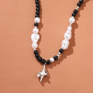 Hip Hop Baroque Faux Artificial Pearl Black Bead Necklace Alloy Star Pendant Adjustable Clavicle Chain Gothic Daily Party Jewelry For Women Men