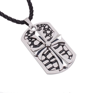 Vintage Titanstahl Kreuz Anhänger Halskette Für Herren Gothic Punk Schmuck Religiös Distressed Metall Dog Tag Wachsseil Halskette