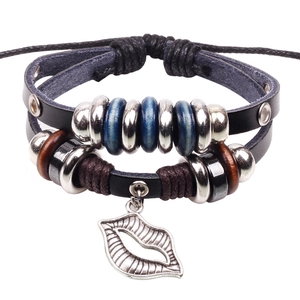 Punk Multilayer Leather Bracelet For Men Unisex Retro Woven Beaded Bracelet With Silver Metal Lip Mouth Pendant Fashion Hand Jewelry Gift