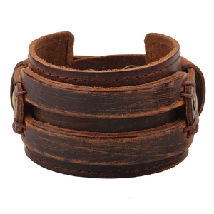 Brazalete ancho de cuero marrón retro para hombre con correas triples y remaches