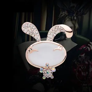 Simpatico Spilla a Coniglio con Orecchie Lunghe Lega Strass Intarsiato Pietra Occhio di Gatto Forma Animale Gioielli per Donna