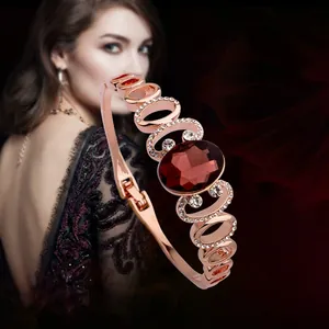 Elegant Rose Gold Plated Open Bangle Bracelet For Women Vintage Oval Red Rhinestone Inlaid Hollow Geometric Cuff Jewelry
