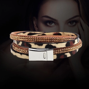 Leopard Print PU Leather Multilayer Wrap Bracelet Magnetic Clasp Women Jewelry Rhinestone Titanium Steel Bracelet