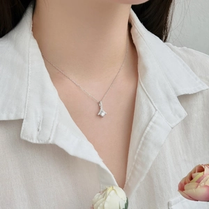 S925 sterling silver fan shaped necklace with sparkling zircon pavé for women